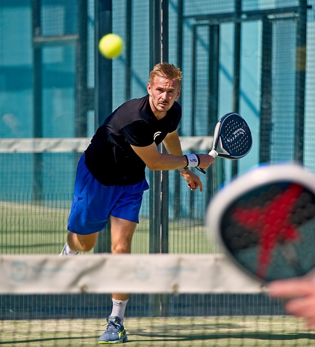 Viktor Svensson - Padel globo